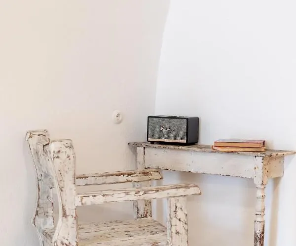 Riad Caval I Fira (Santorini)